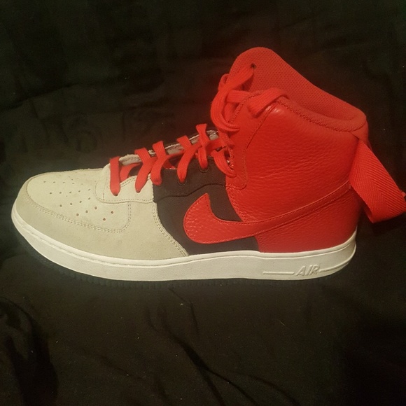 Mens Air Force Ones - Picture 4 of 5